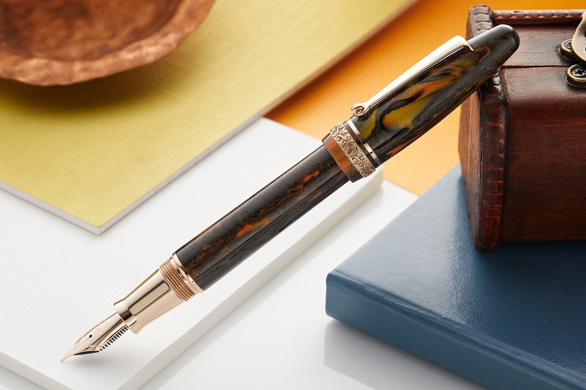 Maiora Ogiva Fountain Pen - Orange/Brown