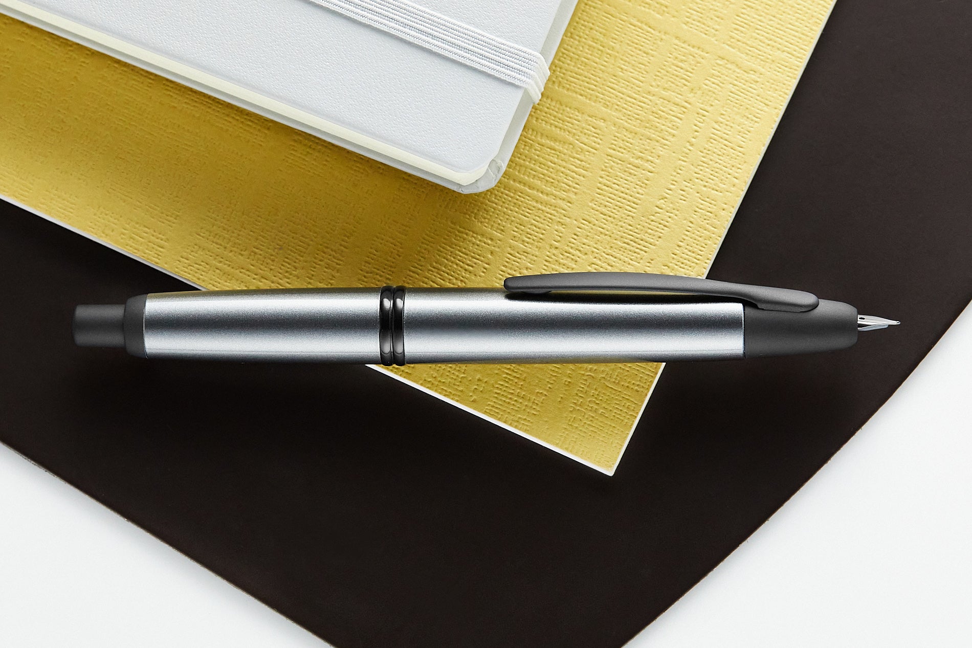 Pilot Vanishing Point Fountain Pen - Gun Metal/Black