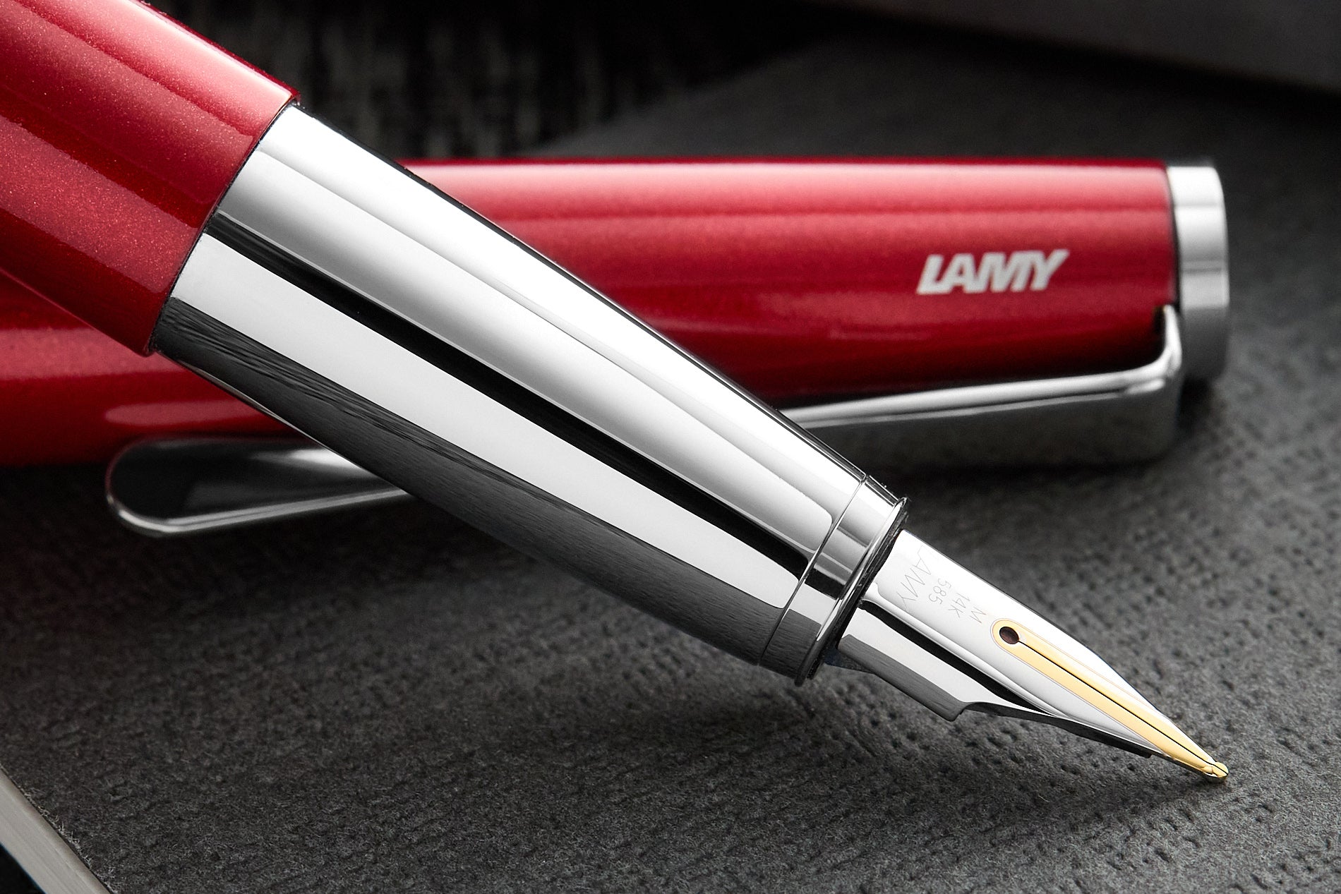 LAMY studio Fountain Pen - pianored