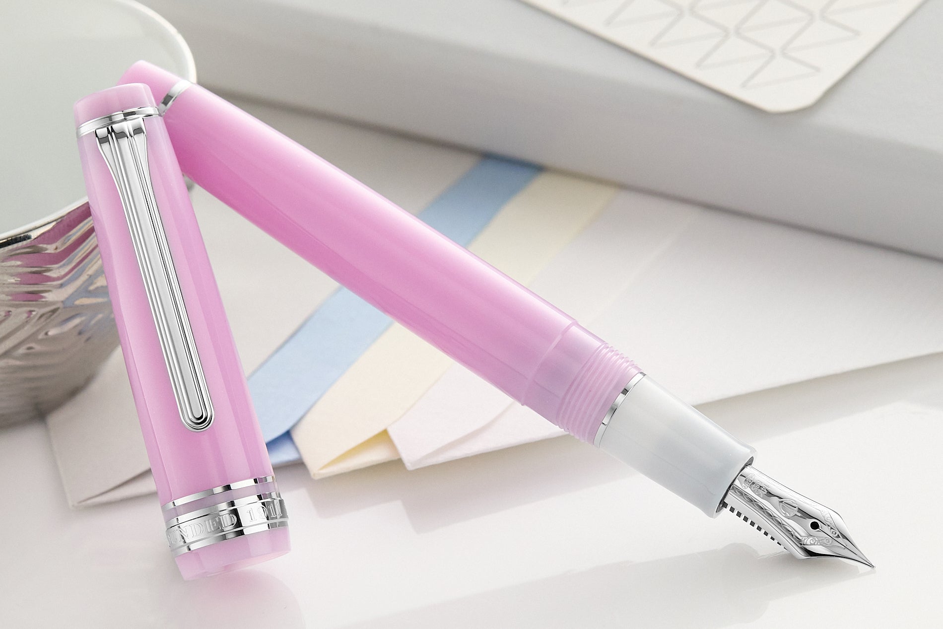 Sailor Pro Gear Slim Fountain Pen - Nadeshiko