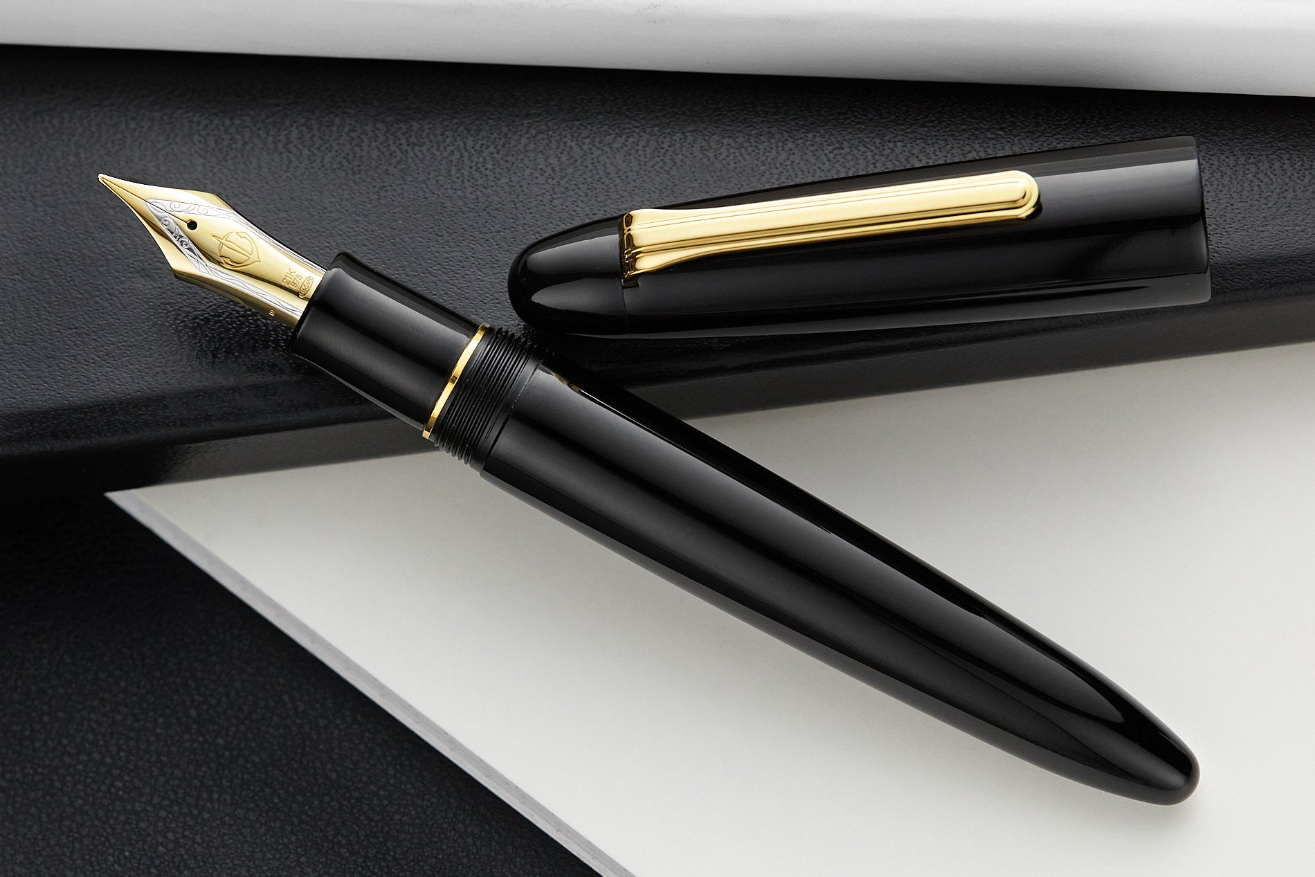 Sailor 1911 King of Pens Color Urushi Ebonite Fountain Pen - Black