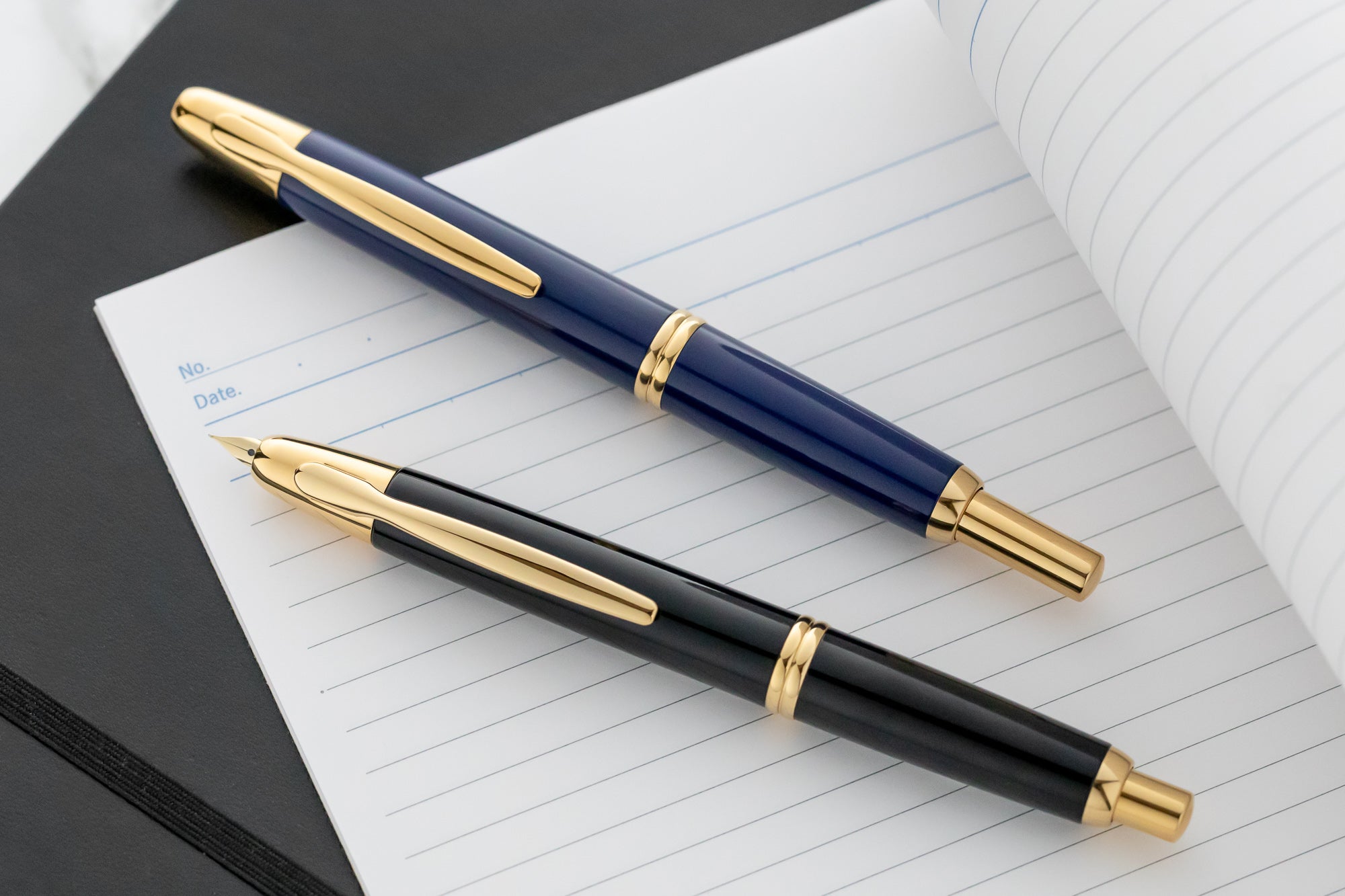 Pilot Vanishing Point Fountain Pen - Black/Gold