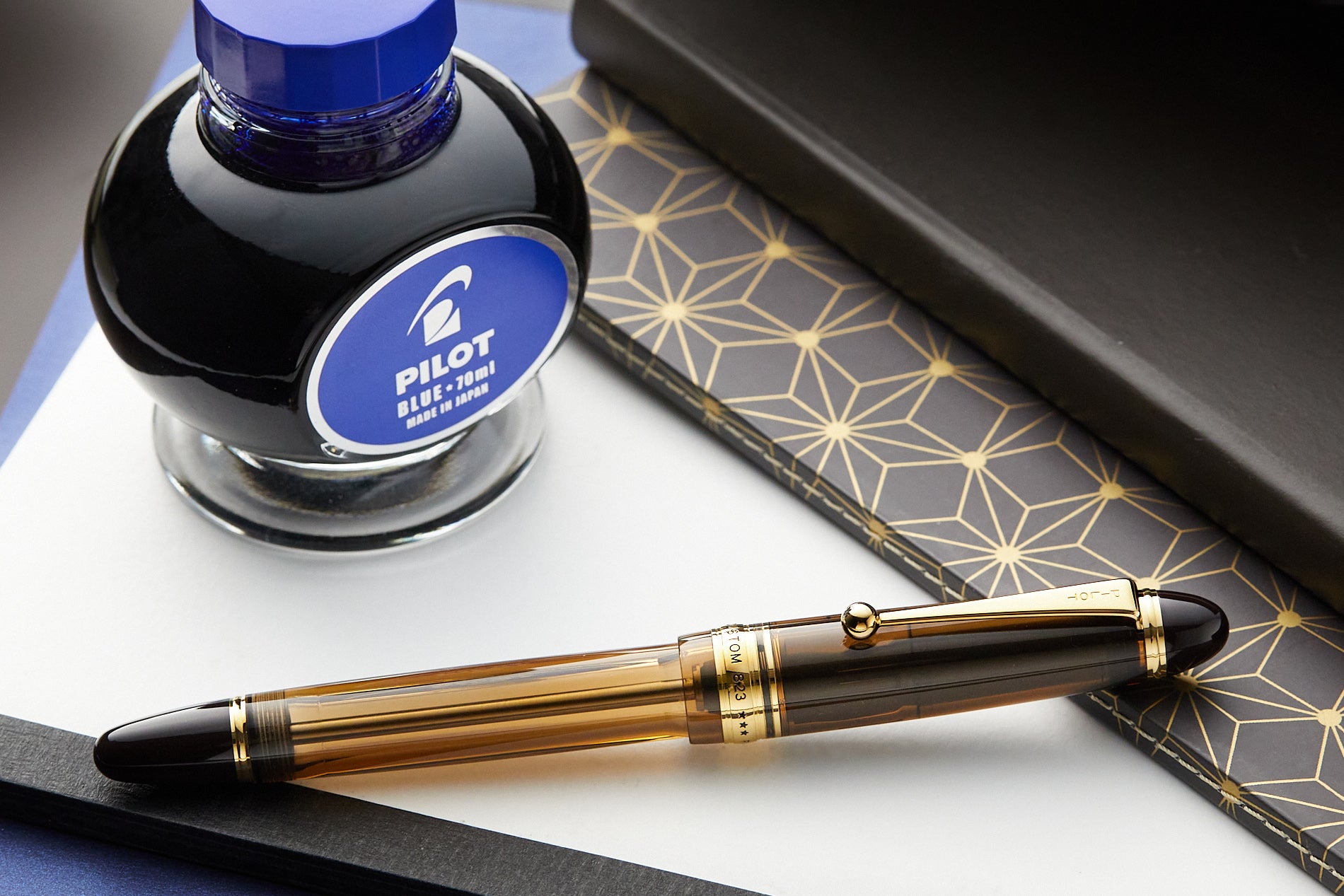 Pilot Custom 823 Fountain Pen - Amber