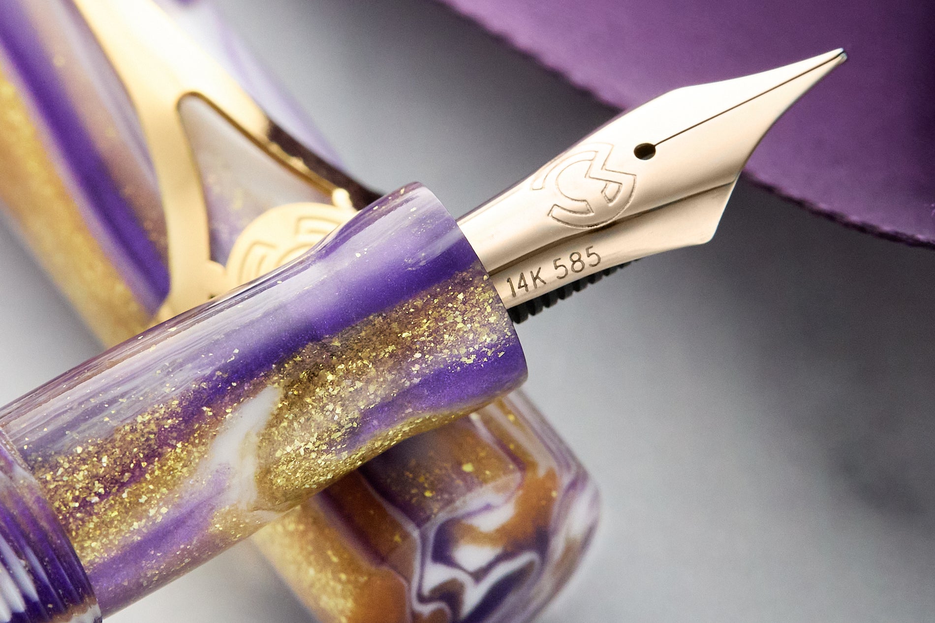 Magna Carta Mag 500 Fountain Pen - Lilac Gold (Special Edition)