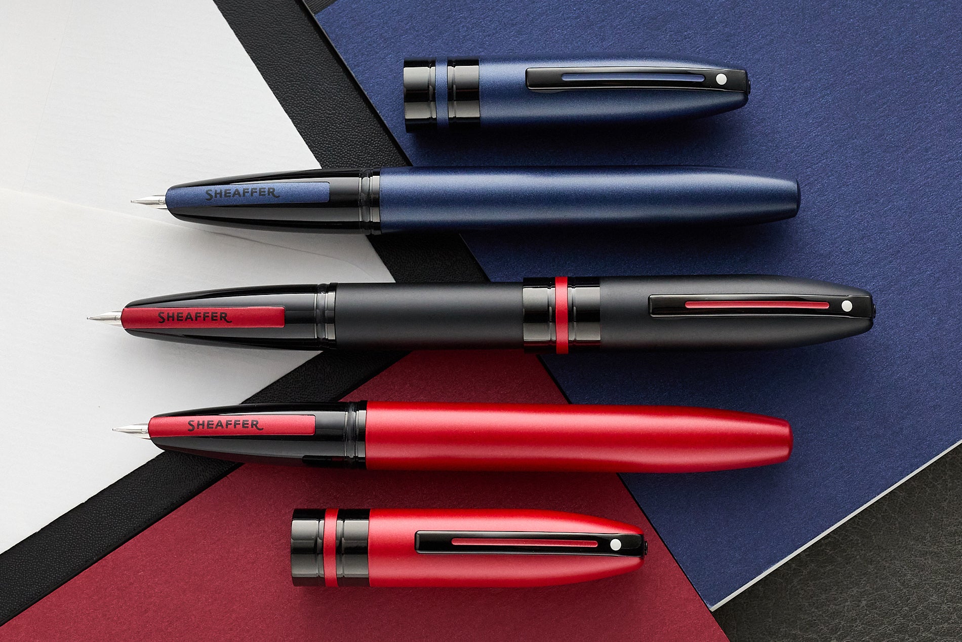 Sheaffer Icon Fountain Pen - Black/Red