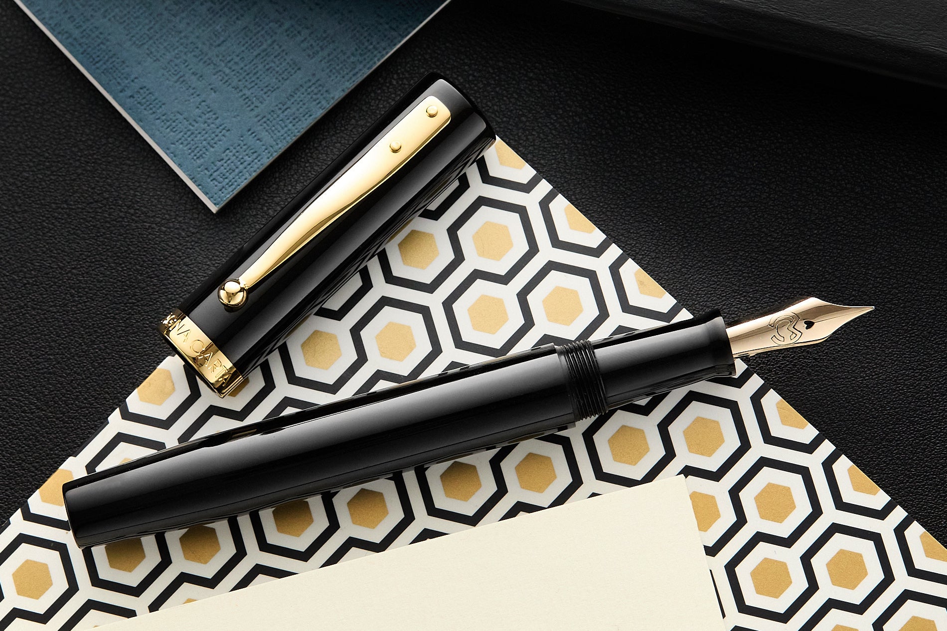 Magna Carta Mag 600 Fountain Pen - Black