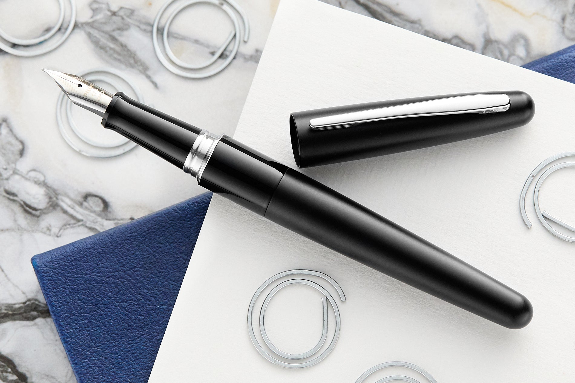 Pilot Metropolitan Fountain Pen - Black Plain