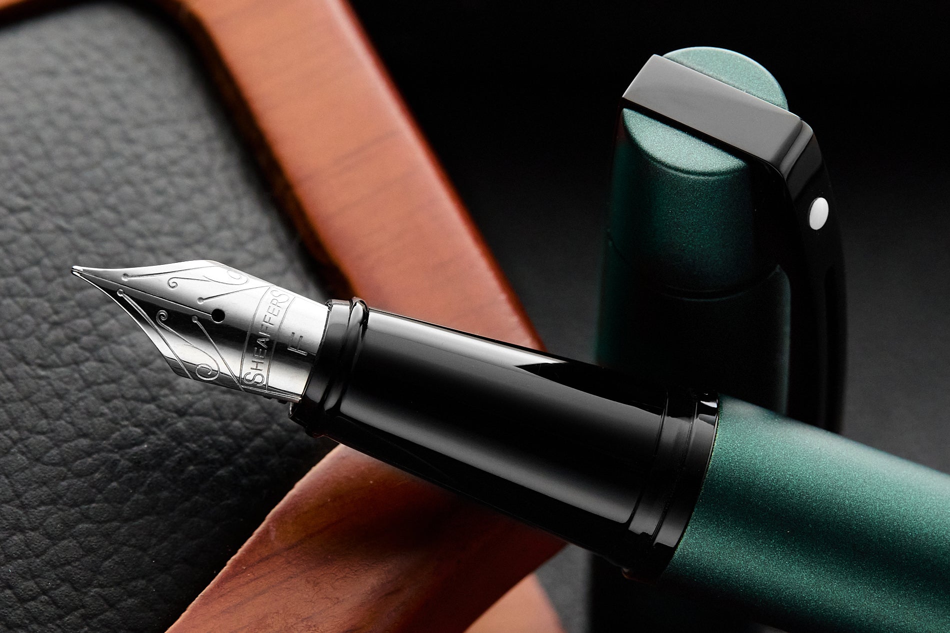 Sheaffer 300 Fountain Pen - Matte Green