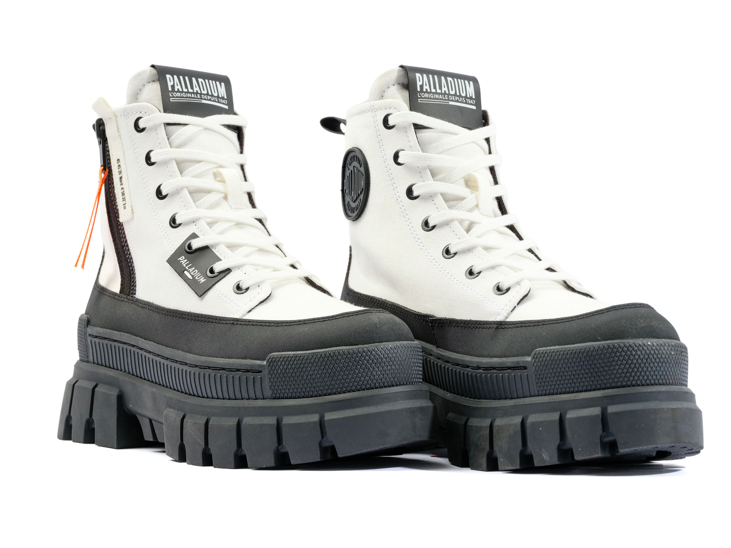 98860-116-M | REVOLT BOOT ZIP TX | STAR WHITE