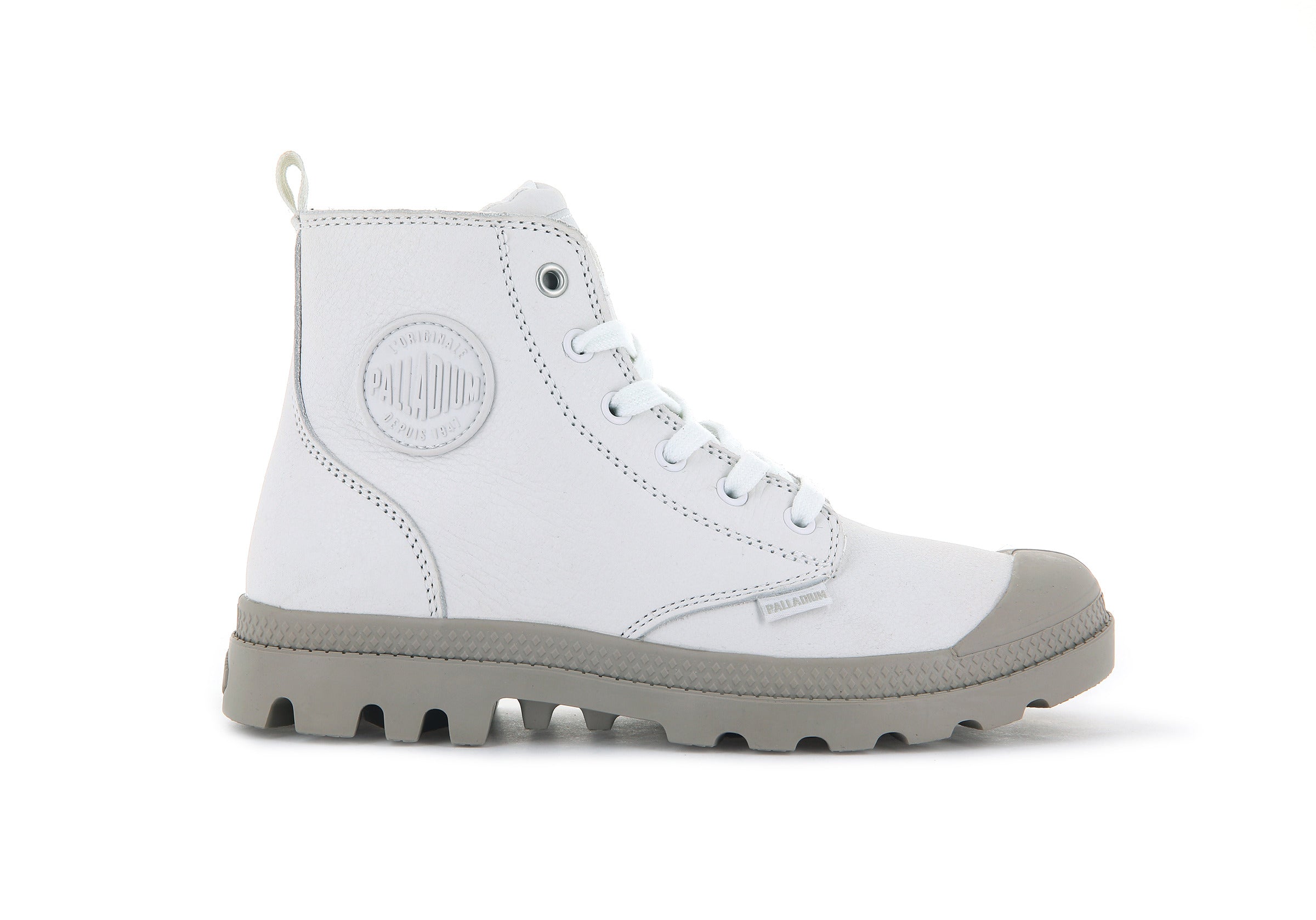 97224-116-M | PAMPA HI ZIP SL | STAR WHITE